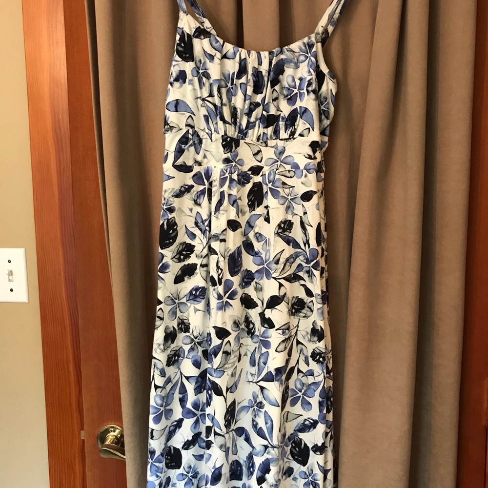 😀 $30/3 Blue print sundress cotton modal NWOT